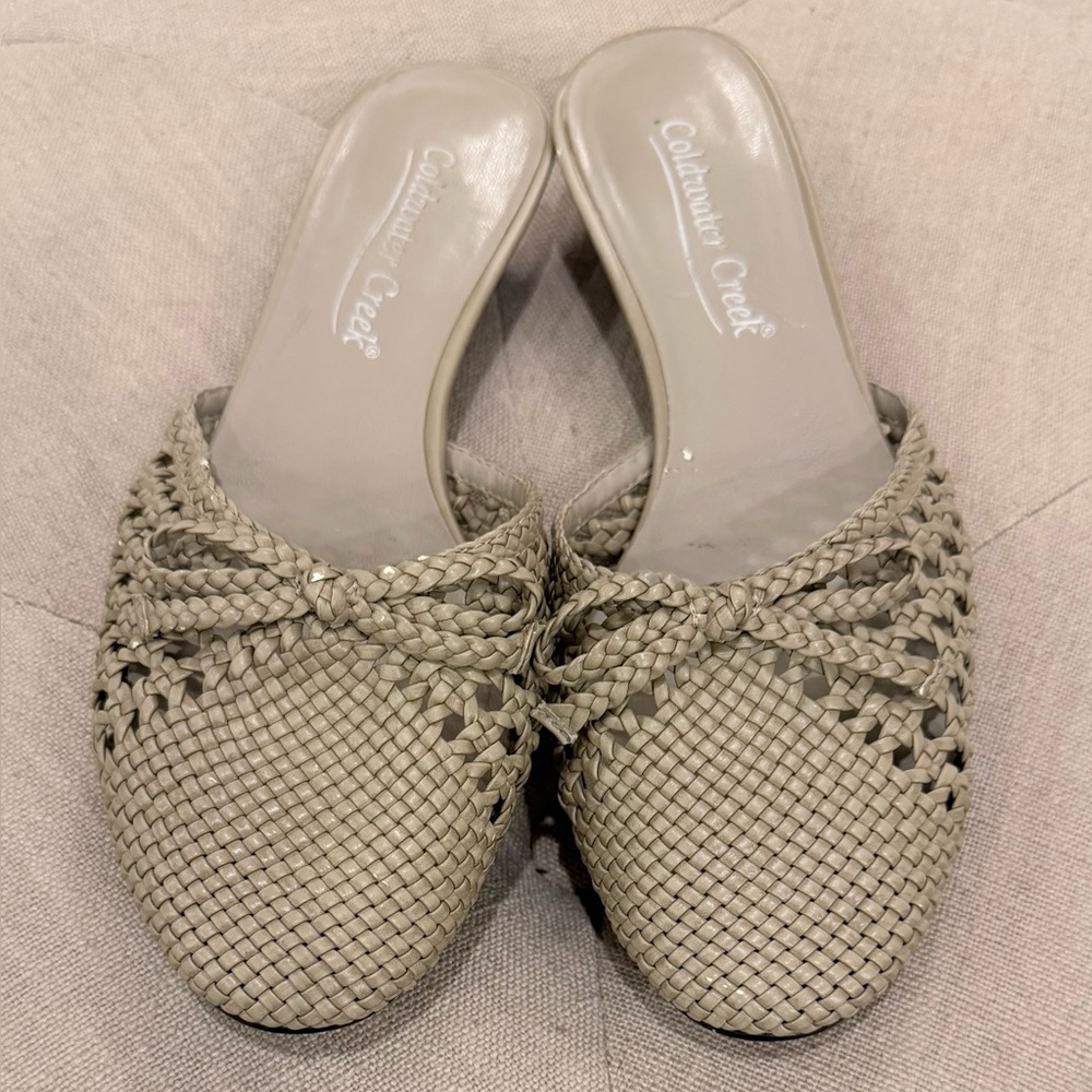 Coldwater Creek Woven Slip-On Mules in Light Beige